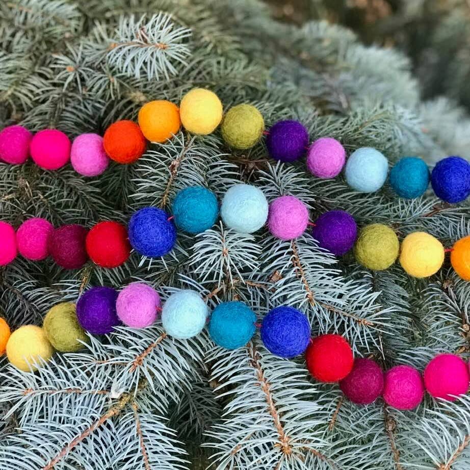 Pom Pom Felt Garland