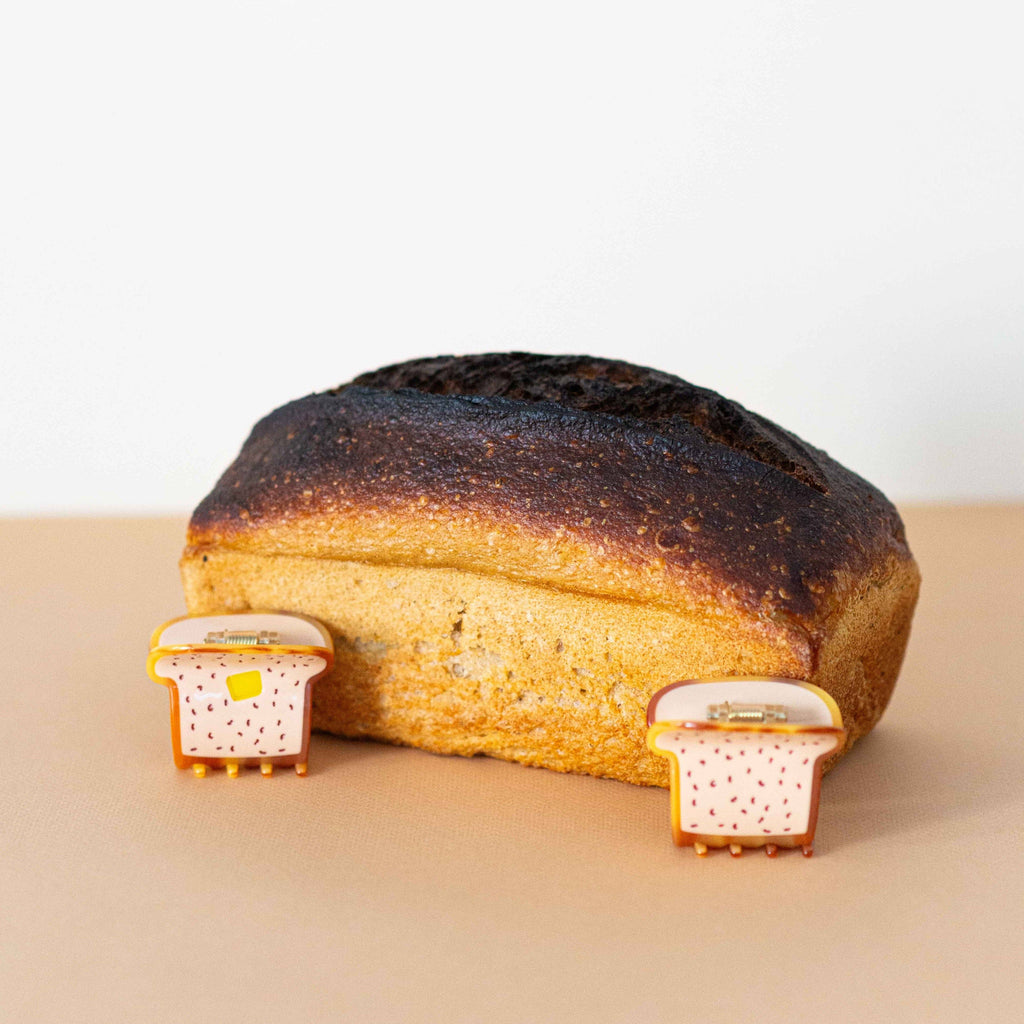 Toast Hair Claw Clip