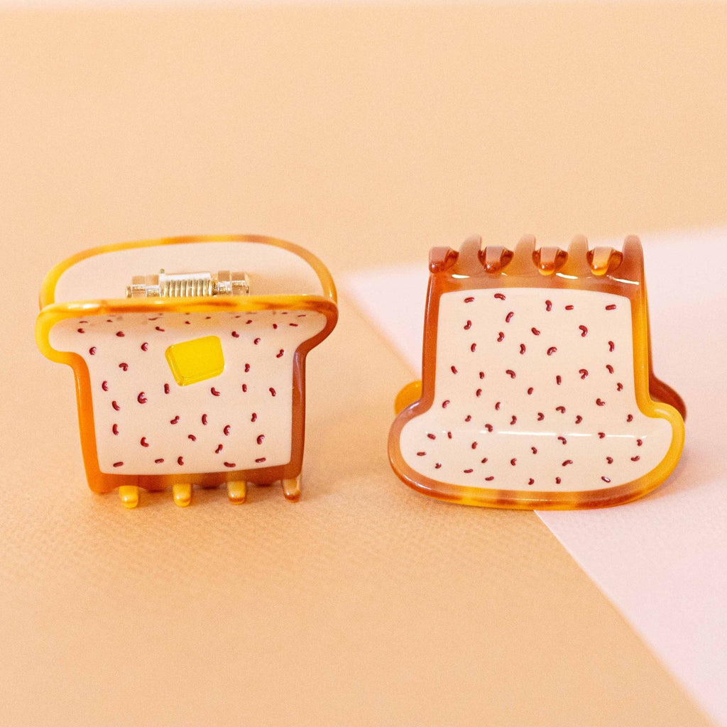 Toast Hair Claw Clip